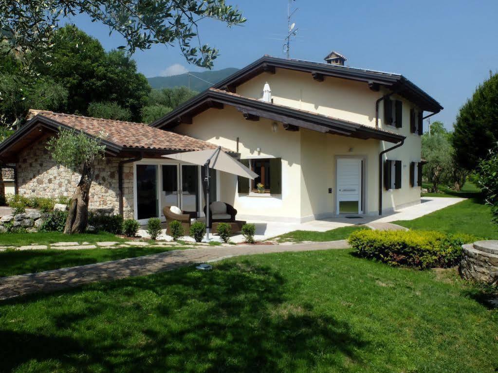 Garda & Golf Bed & Breakfast Caprino Veronese Exterior photo